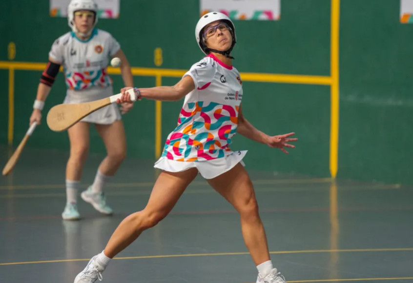 Equipaciones oficiales de pelota para la Federación Navarra de Pelota