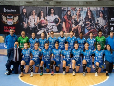 Super Amara Bera Bera de balonmano campeón de Liga Guerreras 2020 - 2021