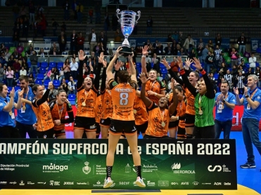 Bera Bera gana la Supercopa de España de balonmano femenino 2022