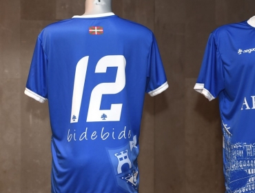 Copa del Rey: camiseta conmemorativa para el club de futbol Tolosa C.F.